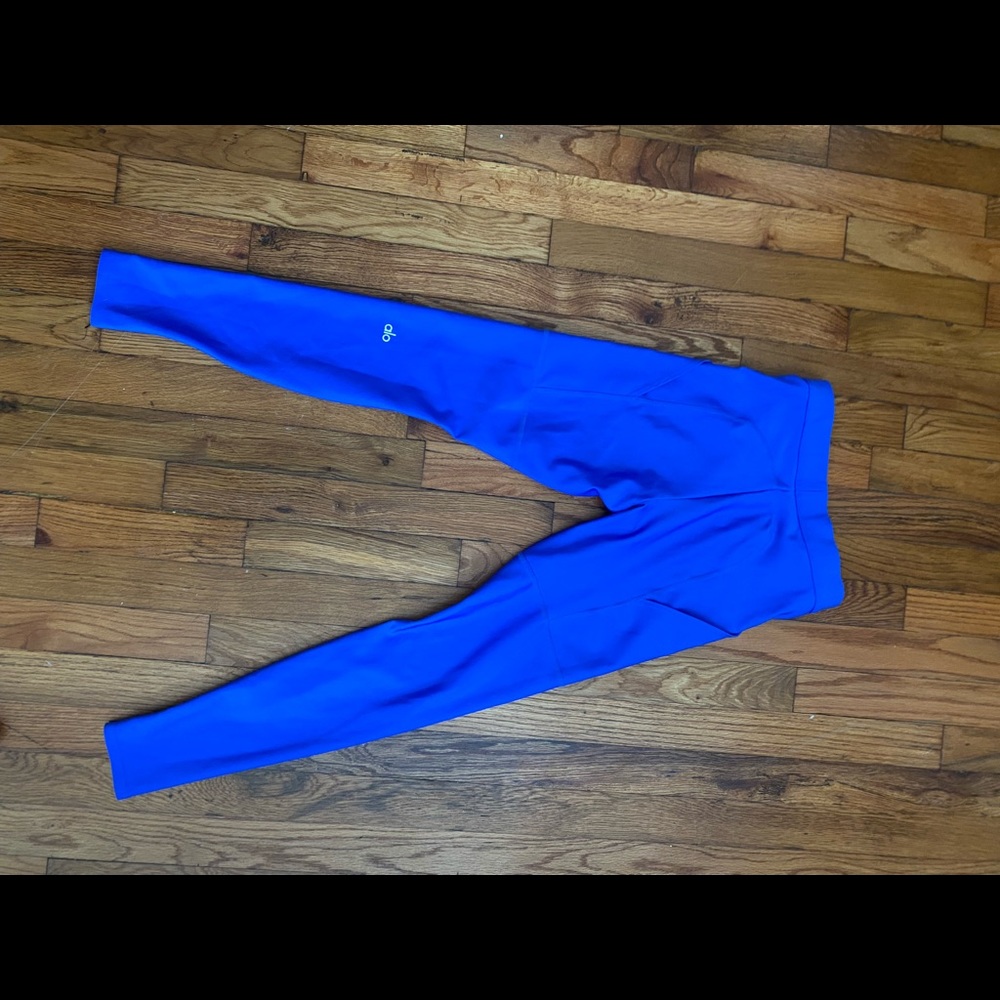 Royal blue ALO yoga pants